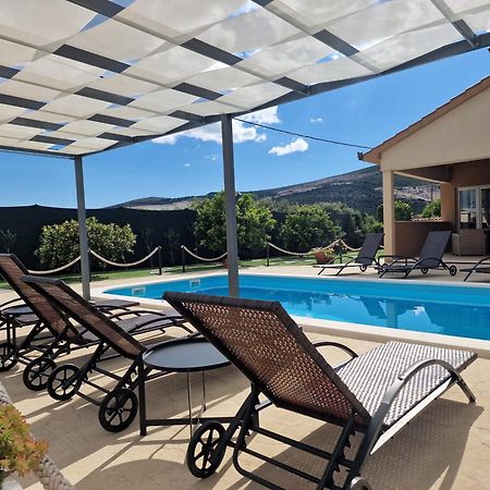 Holiday Home Near Trogir Каштель-Штафилич Экстерьер фото