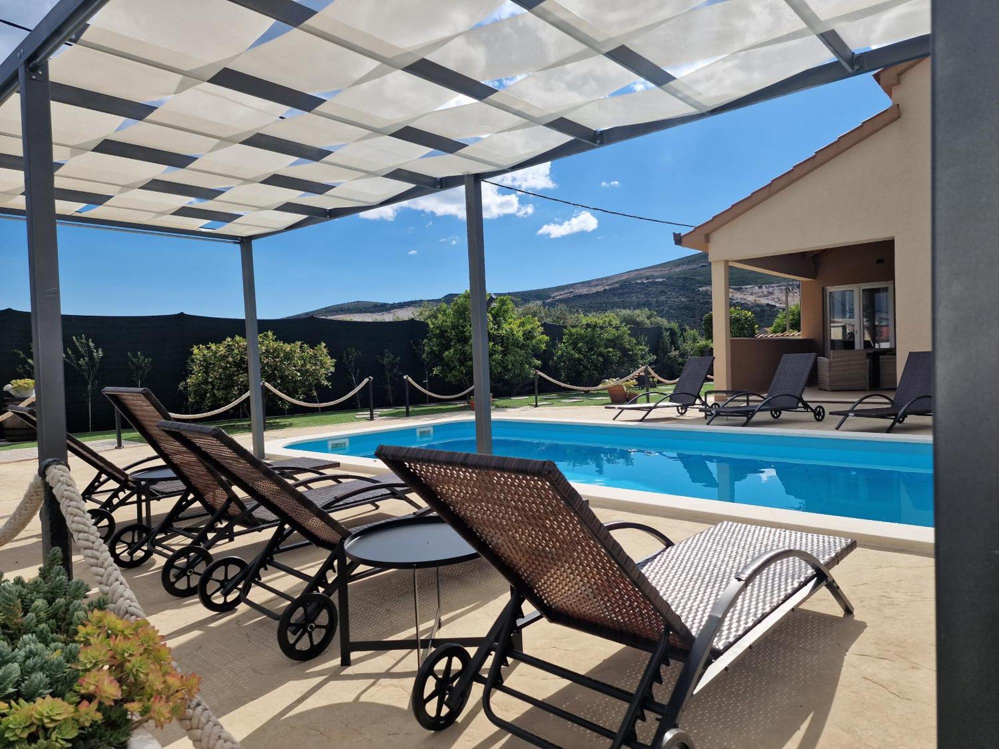 Holiday Home Near Trogir Каштель-Штафилич Экстерьер фото