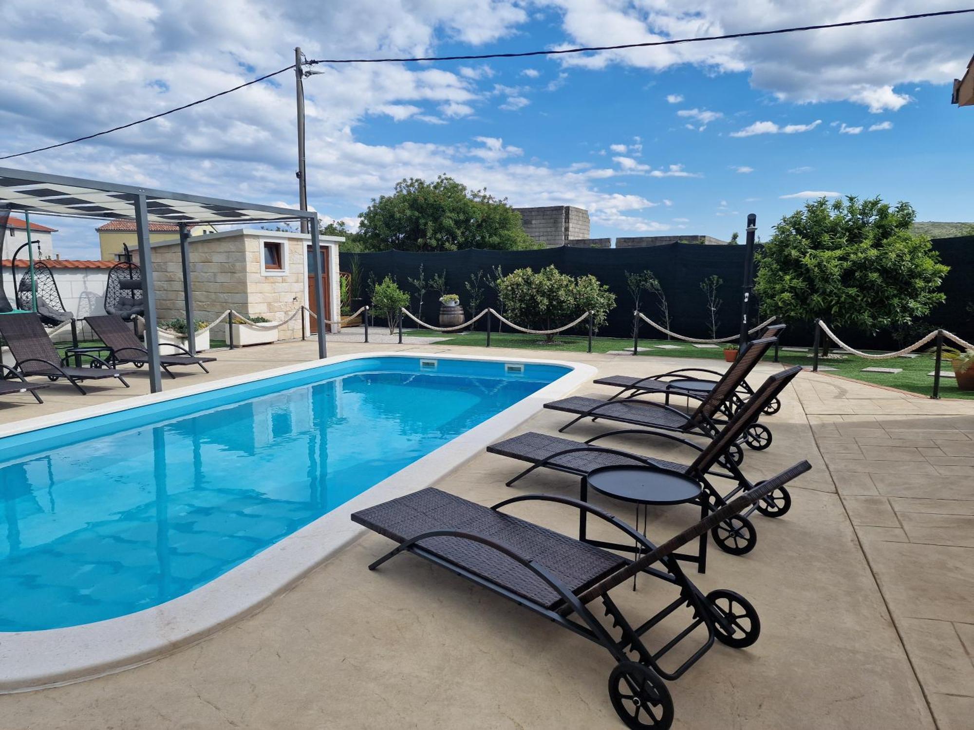 Holiday Home Near Trogir Каштель-Штафилич Экстерьер фото
